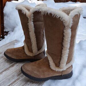 UGG Tall Shearling-Lined Suede Winter Boots in Chestnut